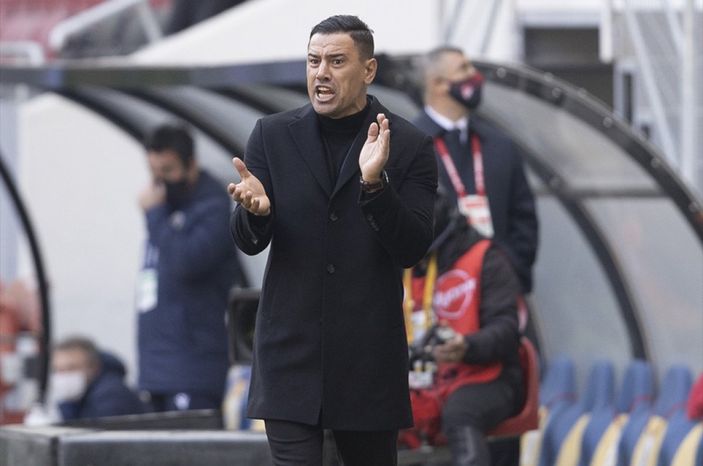 Emre Belözoğlu ve Çağdaş Atan PFDK'ya sevk edildi