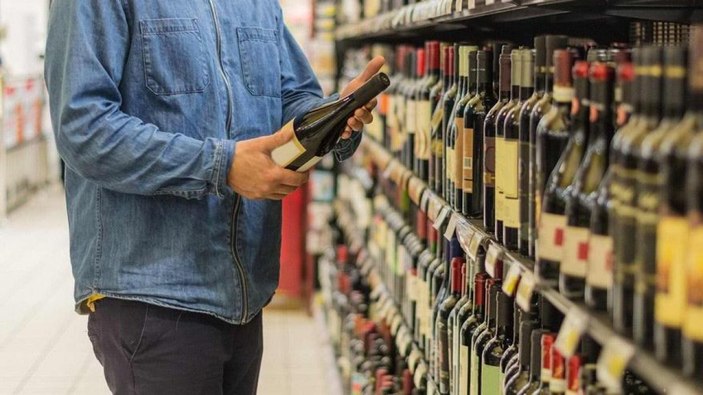 Hafta sonu alkol satışı yasaklandı mı? Marketlerde alkol satışı yasak mı? Tekel bayiler kapandı mı?