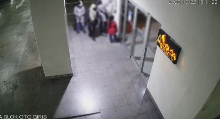 d İstanbul'da hırsızlık çetesinden milyonluk vurgun