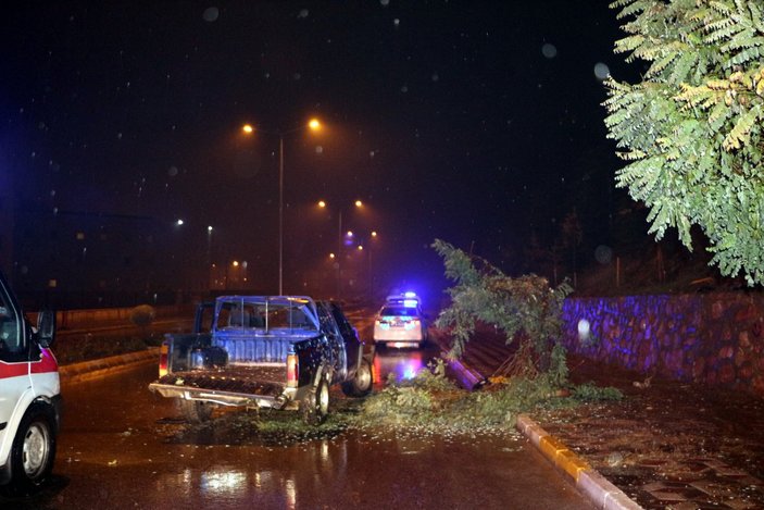Tokat'ta kısıtlamayı ihlal edip alkollü kaza yapan sürücüye ceza