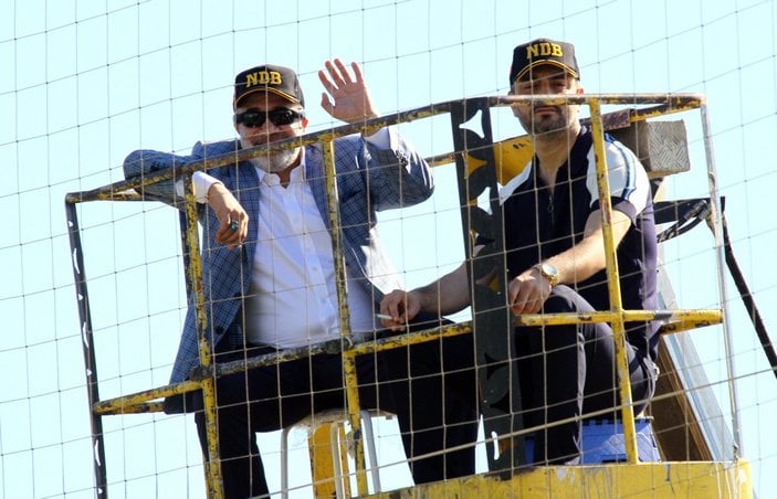 Boluspor Başkanı Abdullah Abat maçı vincin üstünden izledi