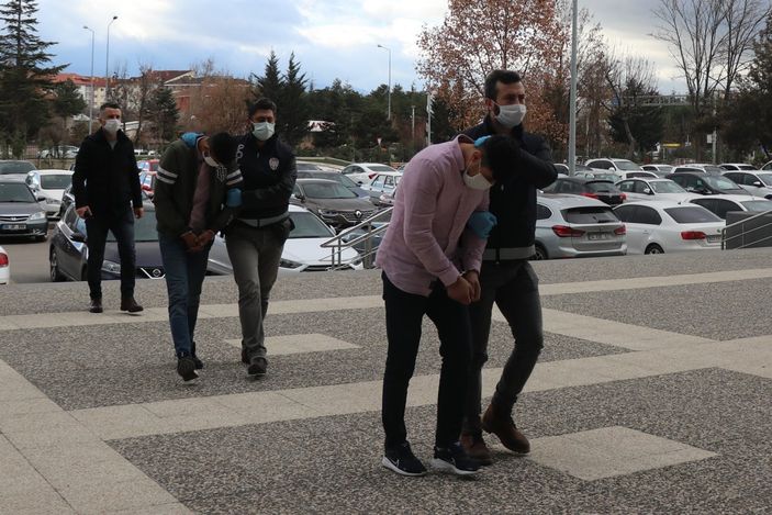 Bolu’da hırsızlık şüphelileri ikinci soygun hazırlığında yakalandı