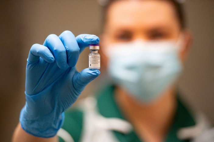 FDA, Pfizer-BioNTech'in aşısına acil kullanım onayı verilmesini tavsiye etti