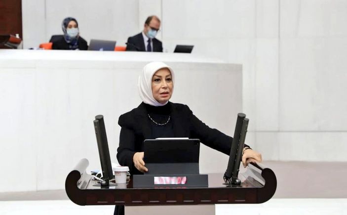 Öznur Çalık: Şiddet kimden gelirse gelsin, karşısındayız
