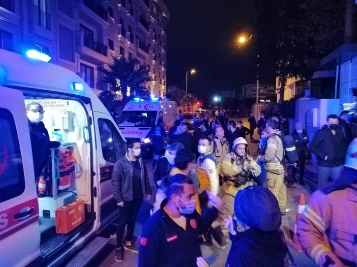 Tuzla’da yüzlerce daireli sitenin saunasında yangın: 8 yaralı