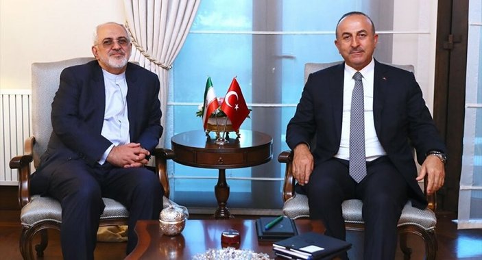 Mevlüt Çavuşoğlu, İranlı mevkidaşı Zarif ile görüştü
