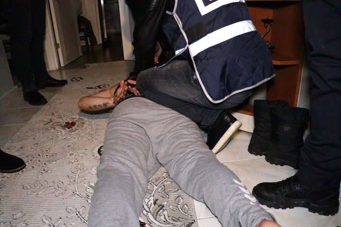 Ankara'da esnaftan haraç toplayan suç örgütüne operasyon