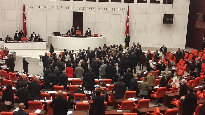 d TBMM'de gergin anlar