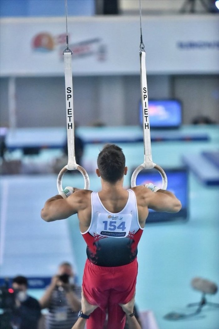 İbrahim Çolak, Artistik Cimnastik Şampiyonası'nda altın madalya kazandı