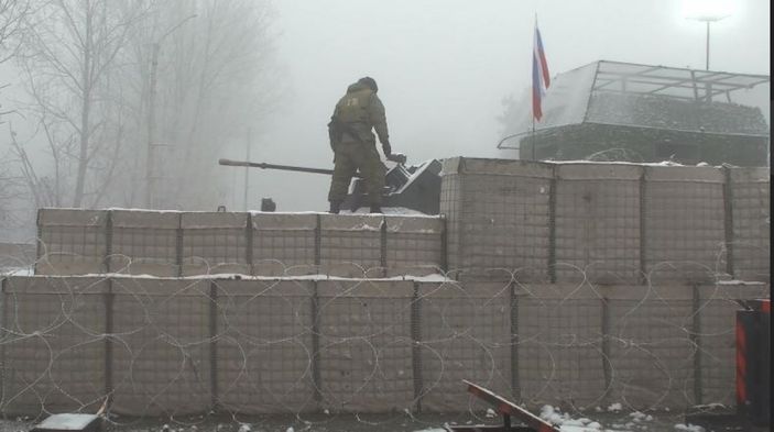 Rusya, Dağlık Karabağ’da kurulan karakollarını görüntüledi