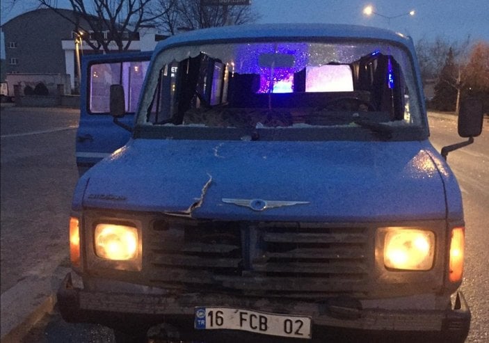 Bursa'da minibüsün çarptığı 24 yaşındaki genç, kurtarılamadı
