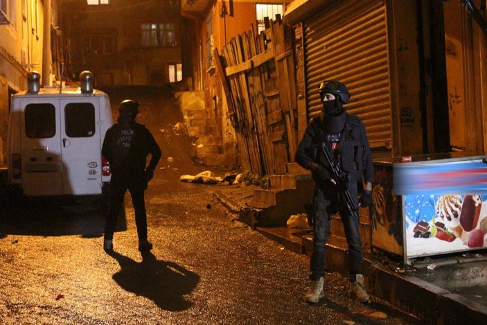 İstanbul'da terör örgütü PKK'ya operasyon: 5 gözaltı