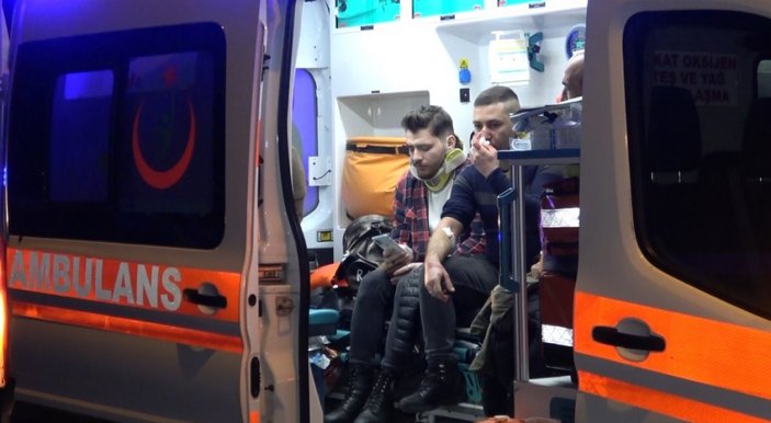 Düzce'de yolcu otobüsü kamyona arkadan çarptı: 16 yaralı