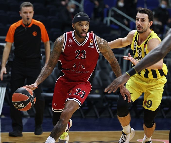 a Fenerbahçe Avrupa Ligi'nde Milan'a yenildi