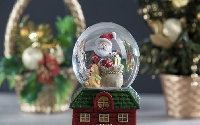 Yılbaşı ile Noel arasında ne fark vardır? Yılbaşı ağacı süslemenin anlamı nedir?