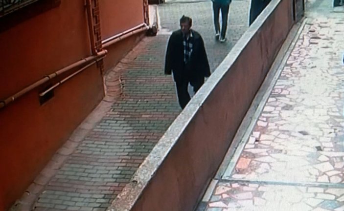 Üsküdar’da evinin balkonundan düşen Ergenekon sanığı öldü