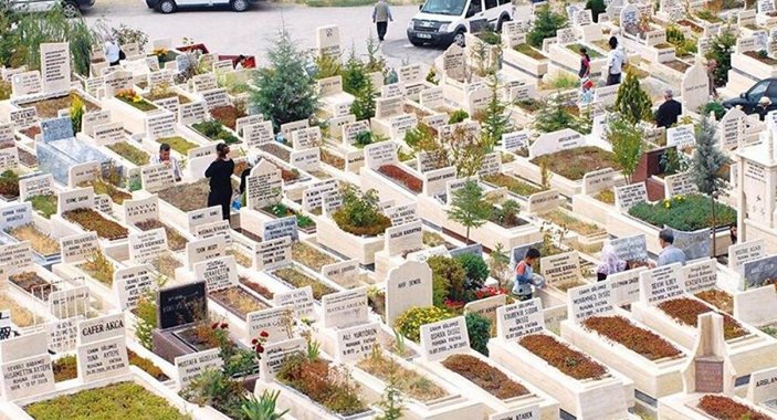 İstanbul'da mezar yerleri fiyatlarına zam