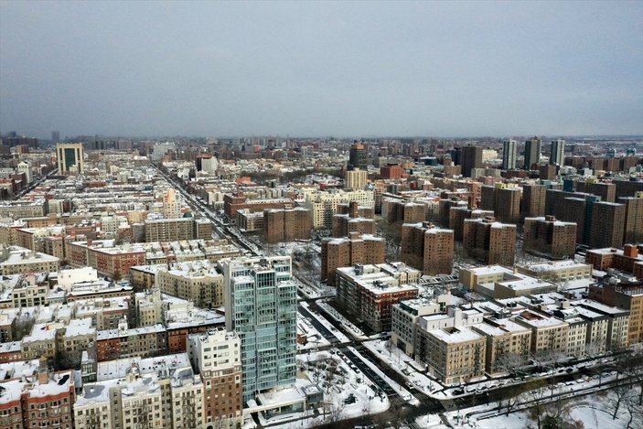 New York'ta kar yağışı sonrası şehir beyaza büründü
