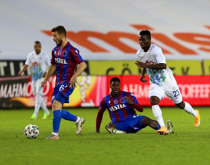 a Trabzonspor, Rizespor'u 2 golle geçti