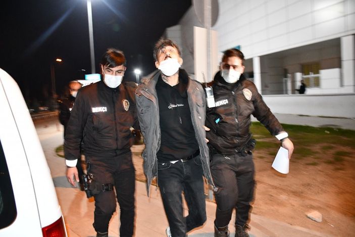 Aksaray'da polisten kaçan 5 şüpheli apartmanda yakalandı