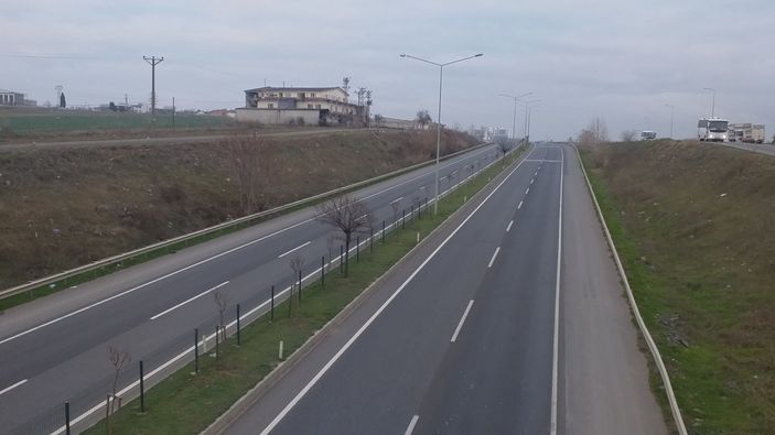 İ İstanbul-Çanakkale yolu en sakin günlerini yaşıyor