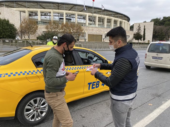 Beşiktaş'ta eski otobüs biletiyle denetimden geçmeye çalışırken yakalandı