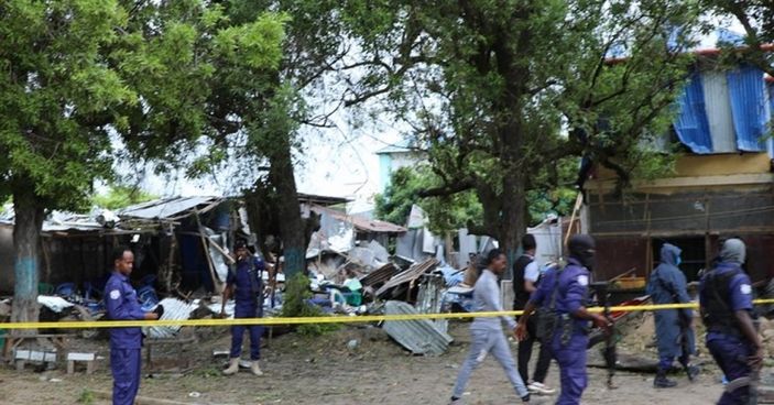 Somali'de bombalı saldırılar: 21 ölü