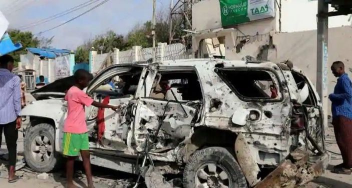 Somali'de bombalı saldırılar: 21 ölü