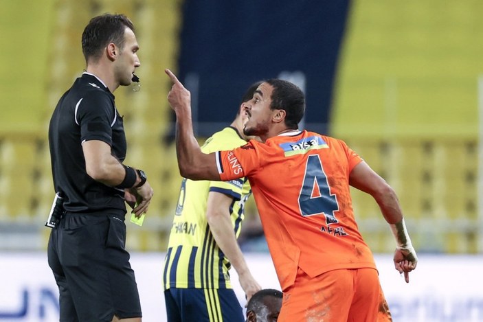 Rıdvan Dilmen: Hakem maçı Başakşehir'den aldı, Fenerbahçe'ye verdi