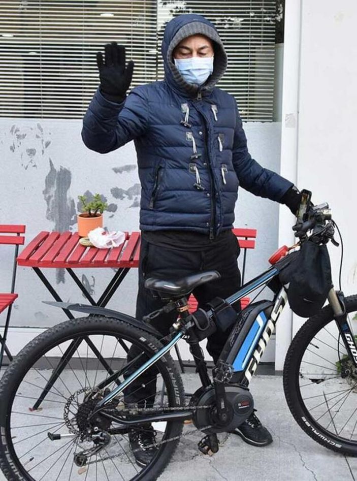 Serdar Ortaç: Kardeşim bana araba aldı