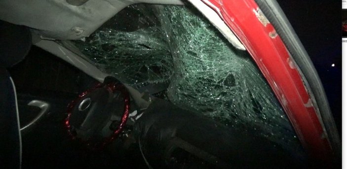 Silivri’de otomobil tarlaya uçtu: Hastanedeki 2 yaralı kurtarılamadı