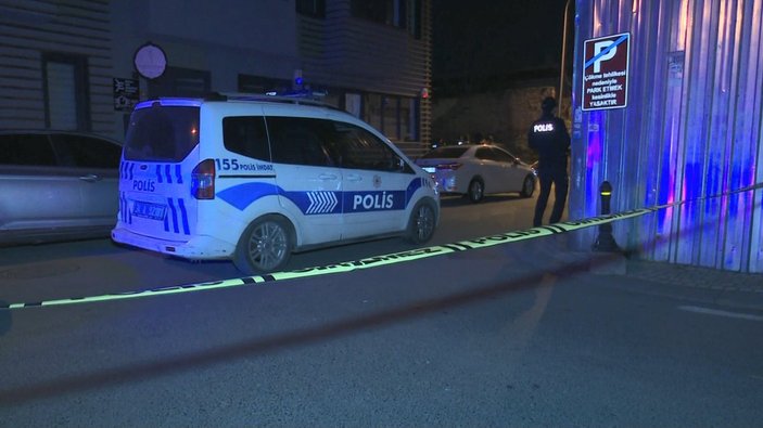 Kadıköy'de yanan araçtan 2 kişinin cesedi çıktı