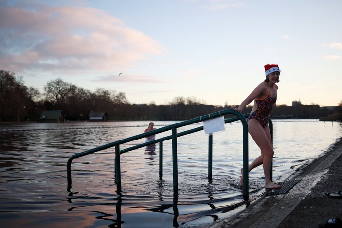 İngilizler, Noel için soğuk suya girdi