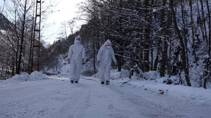 Trabzon'da filyasyon ekibi yoğun kar yağışına rağmen çalışıyor