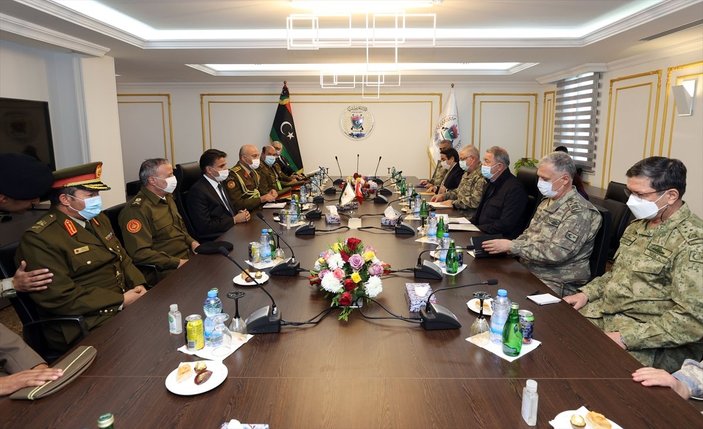Milli Savunma Bakanı Hulusi Akar, Libya’ya gitti