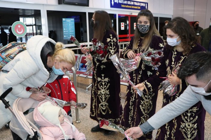 Erzurum’da kayak sezonu açıldı: Ukrayna’dan ilk kafile geldi