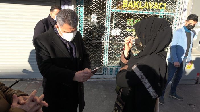 Gaziantep'te sokağa çıkanlar emniyet müdürüne yakalandı