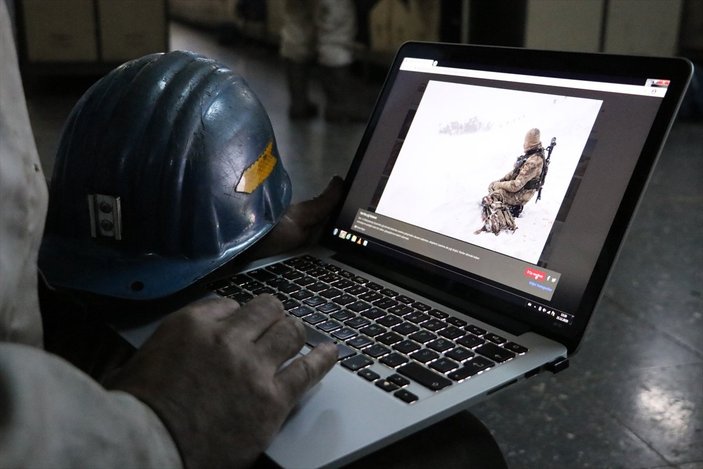 Zonguldak'ta madenciler, Yılın Fotoğrafları oylamasına katıldı