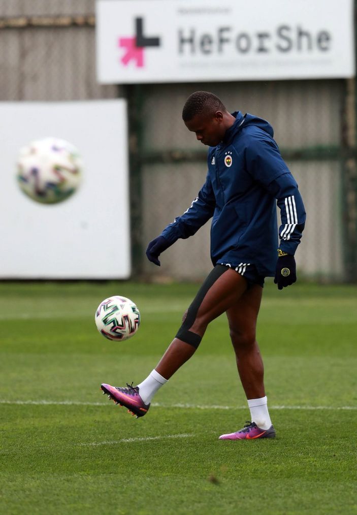 Fenerbahçe'ye sakat futbolculardan iyi haber geldi