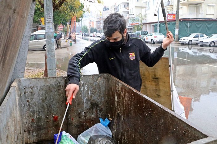 Antalya'da plastik toplayarak hazırlandığı KPSS’den 96,5 puan aldı