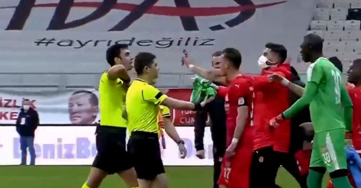 Mecnun Otyakmaz: Adı Rafael olsaydı hallolurdu