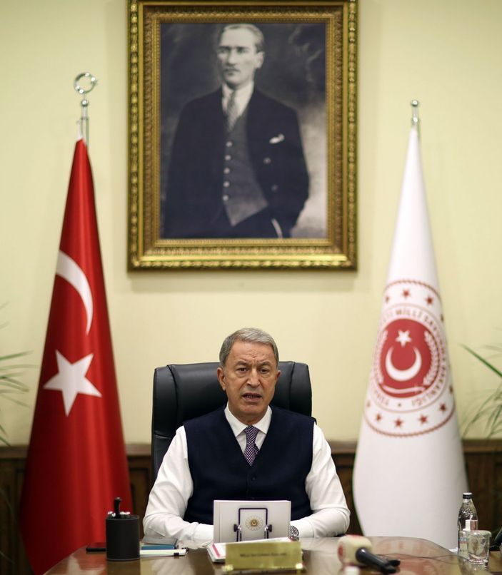 Hulusi Akar: Terör örgütünün sözde yönetimi büyük panik içinde