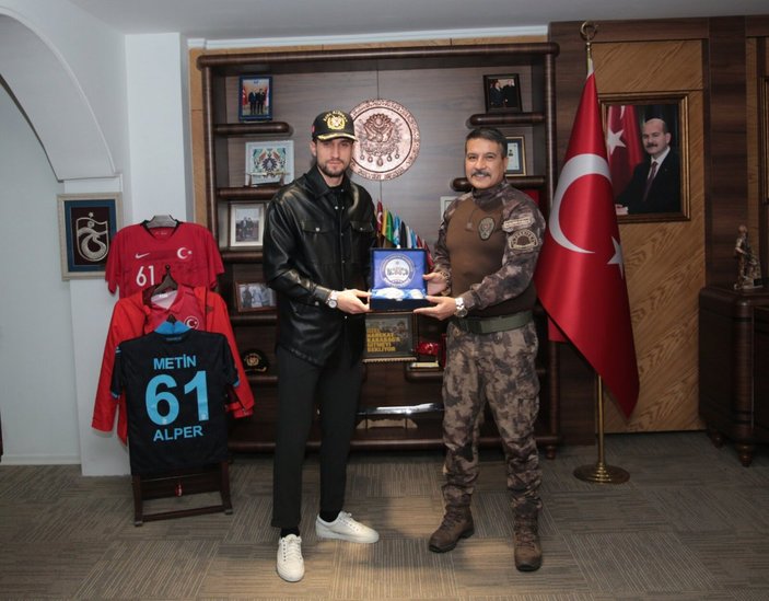 Yusuf Yazıcı, Trabzon İl Emniyet Müdürlüğü'nü ziyaret etti