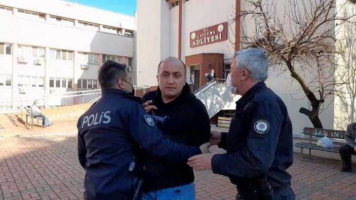 Zonguldak'ta polisle tartışan dönerciye 24'üncü ceza