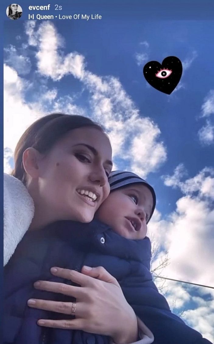 Fahriye Evcen'den Karan paylaşımı