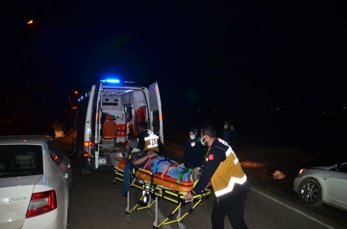 i Samsun'da alkollü sürücü, yayaya çarptı: 2 yaralı