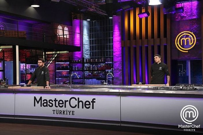 MasterChef Emir kimdir?  MasterChef 2020 üçüncüsü Emir Elidemir hayatı ve kariyeri..