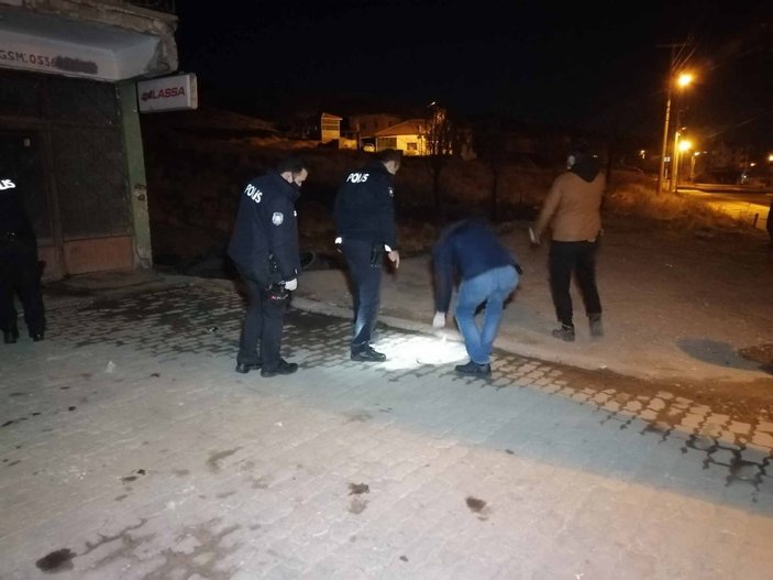 Aksaray'da uyuşturucu ile yakalanmamak için polisten kaçtılar