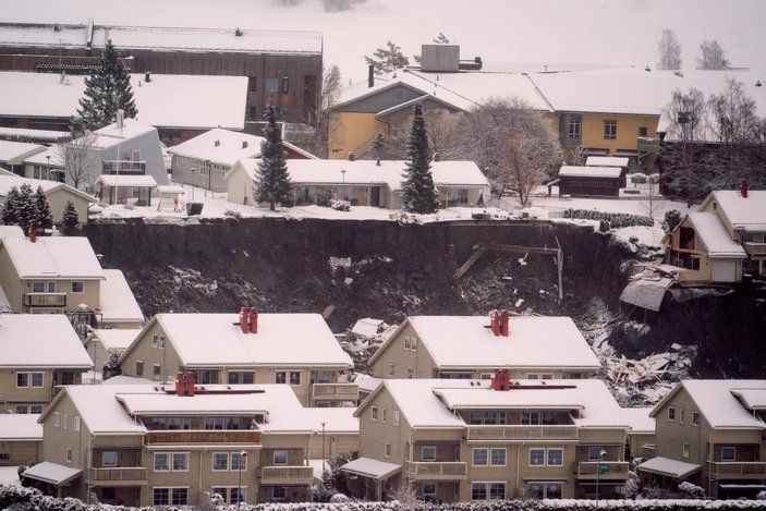 Norveç'teki heyelanda 10 kişiden haber alınamıyor