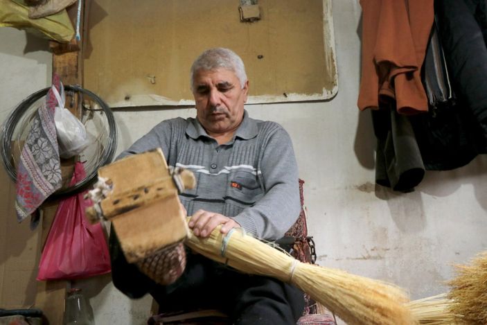 d Süpürgecilik mesleği bitiyor